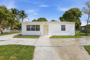 2312 Redwood Road, West Palm Beach, FL 33409 - MLS#B26016126