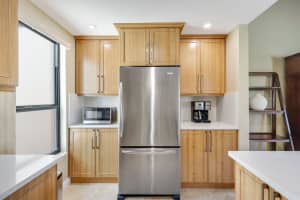 800 Greensward Court, Delray Beach, FL 33445 - MLS#B26016152