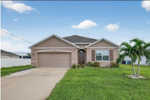 543 Whitmore Drive, Port Saint Lucie, FL 34984 - MLS#B26016161
