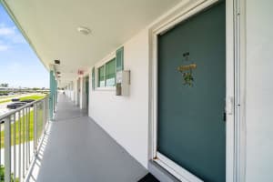 1117 Lake Terrace, Boynton Beach, FL 33426 - MLS#B26016193