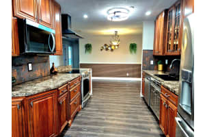 1015 68th Avenue, Margate, FL 33063 - MLS#B26016203