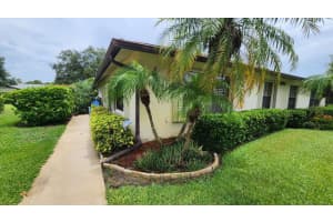 1603 Laurel Leaf Lane, Fort Pierce, FL 34950 - MLS#B26016221