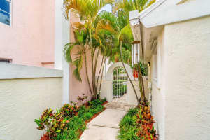 25 Wyndham Lane, Palm Beach Gardens, FL 33418 - MLS#B26016224