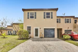 9081 169th Court, Miami, FL 33196 - MLS#B26016239
