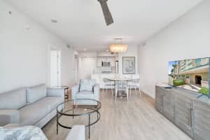 700 Boynton Beach Boulevard, Boynton Beach, FL 33435 - MLS#B26016313