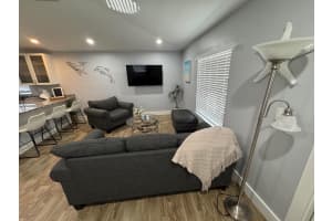 601 E Street, Lake Worth Beach, FL 33460 - MLS#B26016351