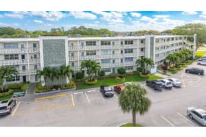 4002 Cambridge A 4002, Deerfield Beach, FL 33442, Deerfield Beach, FL 33442 - MLS#B26016375