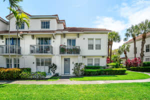 2052 Alta Meadows Lane, Delray Beach, FL 33444 - MLS#B26016377