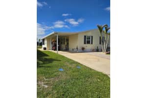 337 Seahorse Terrace, Fort Pierce, FL 34982 - MLS#B26016381