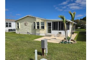 337 Seahorse Terrace, Fort Pierce, FL 34982 - MLS#B26016381