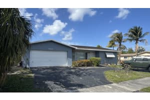 5401 Park Road, Hollywood, FL 33021 - MLS#B26016434