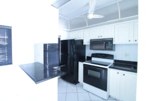 465 Paradise Isle Boulevard, Hallandale Beach, FL 33009 - MLS#B26016445