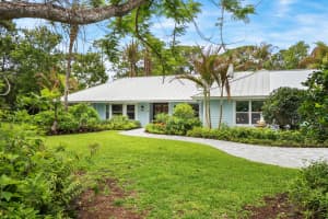 19785 Castlewood Drive, Jupiter, FL 33458 - MLS#B26016447