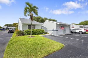 2640 Gately Drive, West Palm Beach, FL 33415 - MLS#B26016459