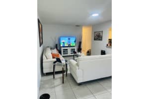 1044 83rd Avenue, Plantation, FL 33322 - MLS#B26016462