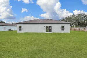 8835 98th Avenue, Vero Beach, FL 32967 - MLS#B26016465