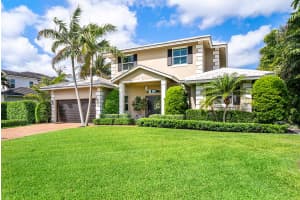 33 Spanish River Drive, Ocean Ridge, FL 33435 - MLS#B26016471