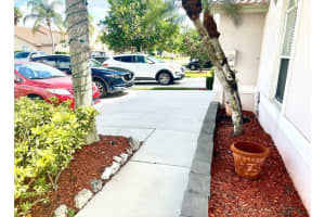 10614 Lake Shore Drive, Wellington, FL 33414 - MLS#B26016478