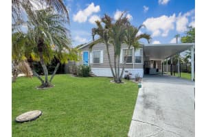 7568 Swan Avenue, Hobe Sound, FL 33455 - MLS#B26016483