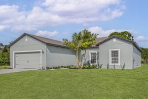 7945 105th Court, Vero Beach, FL 32967 - MLS#B26016491