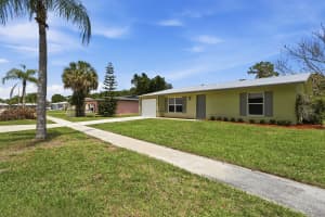 445 Armory Circle, Port Saint Lucie, FL 34983 - MLS#B26016495