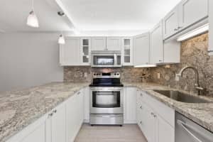 825 Center Street, Jupiter, FL 33458 - MLS#B26016510