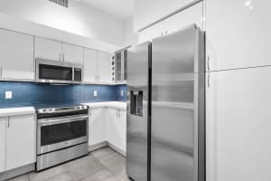 233 Federal Highway, Boca Raton, FL 33432 - MLS#B26016511