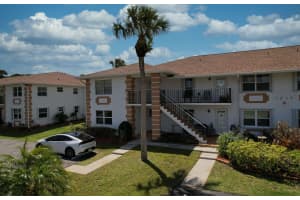 1217 Lakes End Drive, Fort Pierce, FL 34982 - MLS#B26016545