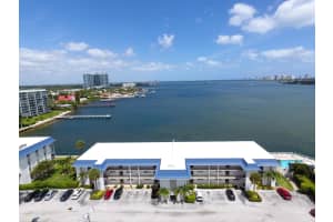 400 Wilma Circle 207, Riviera Beach, Fl 33404, Riviera Beach
