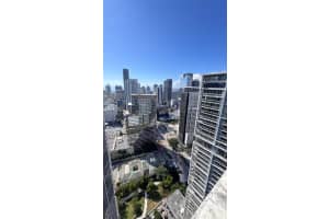 475 Brickell Avenue, Miami, FL 33131 - MLS#B26016568