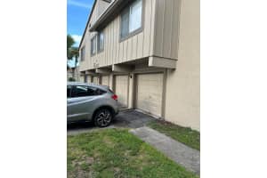 2148 Nw 57th Avenue 14-e, Lauderhill, Fl 33313, Lauderhill