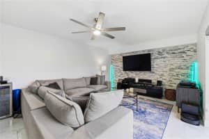 1017 10th Way, West Palm Beach, FL 33407 - MLS#B26016604