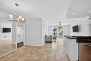 403 Sapodilla Avenue, West Palm Beach, FL 33401 - MLS#B26016612