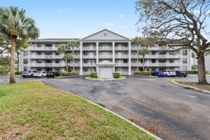 1518 Whitehall Drive, Davie, FL 33324 - MLS#B26016621