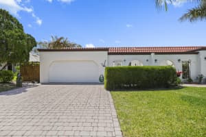 3922 SE Fairway W, Stuart, FL 34997, Stuart, FL 34997 - MLS#B26016659