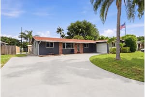 316 Riverdale Road, Palm Springs, FL 33461 - MLS#B26016733