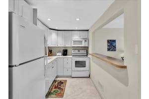 1421 Ocean Boulevard, Pompano Beach, FL 33062 - MLS#B26016750