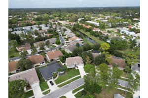 1000 Lake Breeze Drive, Wellington, FL 33414 - MLS#B26016771