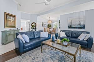 252 Legendary Circle, Palm Beach Gardens, FL 33418 - MLS#B26016777