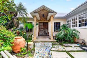 424 Oxford Street, West Palm Beach, FL 33405 - MLS#B26016782