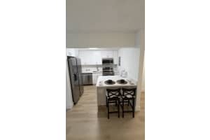 7300 Nw 17th Street 305, Plantation, Fl 33313, Plantation