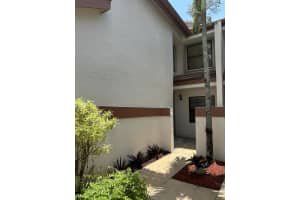 12692 Shoreline Drive, Wellington, FL 33414 - MLS#B26016813