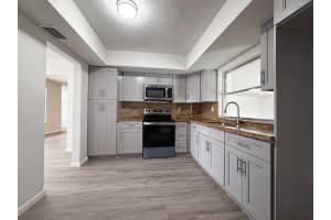 820 78th Avenue, Pembroke Pines, FL 33024 - MLS#B26016829