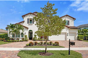 9420 Grand Prix Lane, Boynton Beach, FL 33472 - MLS#B26016844