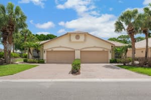 7300 Sea Pines Court, Port Saint Lucie, FL 34986 - MLS#B26016869