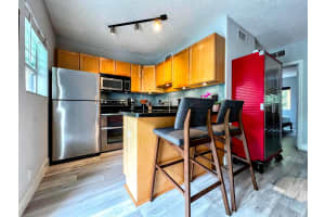 2660 8th Avenue, Wilton Manors, FL 33334 - MLS#B26016877