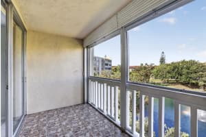 7011 Environ Boulevard, Lauderhill, FL 33319 - MLS#B26016884