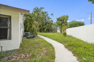 200 29th Avenue, Delray Beach, FL 33445 - MLS#B26016900