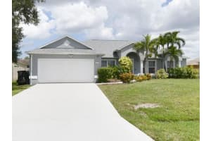 2573 Sw Dania Street, Port St. Lucie, Fl 34953, Port Saint Lucie