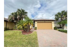 11948 Crestwood Circle, Port Saint Lucie, FL 34987 - MLS#B26016938